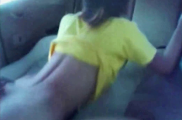 Bea Gonzalez Dinogstyle sa loob ng sasakyan
