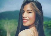 Sa ganda mong yan Single ka? akin ka na lang