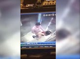 Iyotan sa Elevator hulicam sa CCTV