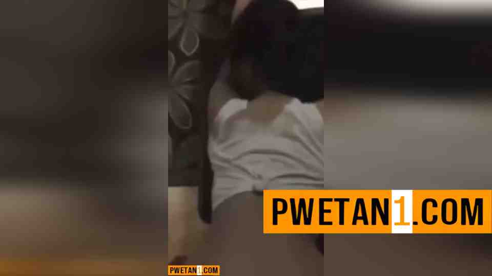 Sakto lang tamang salisi umalis ang kanyang Daddy at Mommy