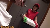 Nagsisisi bakit pa nagdeliver ng Pizza