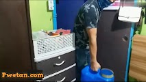 Sya ring yung dumiskarte sa kanyang Tiyohin