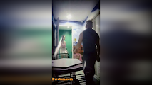 “Hi miss? halika pasok ka” sinunggaban agad